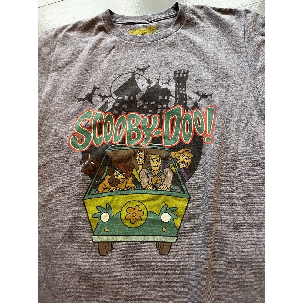 Scooby-Doo Graphic T-Shirt Men's Medium Gray Mystery Machine Cartoon Tee - Picture 2 of 6